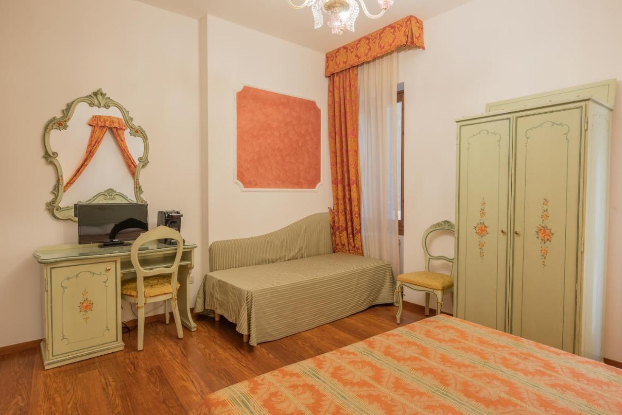 Hotel Al Sotoportego Venetië Buitenkant foto